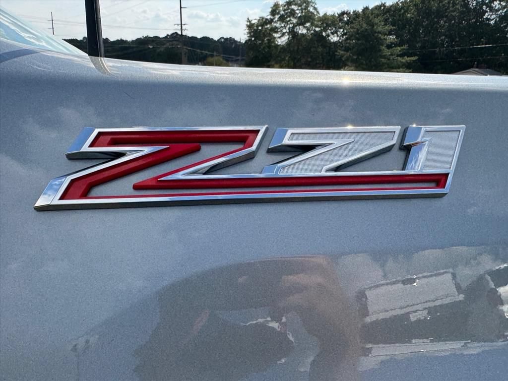 Used 2024 Chevrolet Silverado 2500 Custom w/ Custom Value Package AWD/4WD image 2