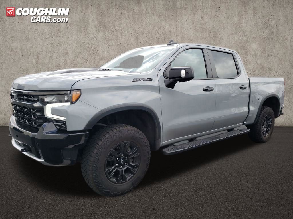 Used 2025 Chevrolet Silverado 1500 ZR2 w/ Technology Package image 2