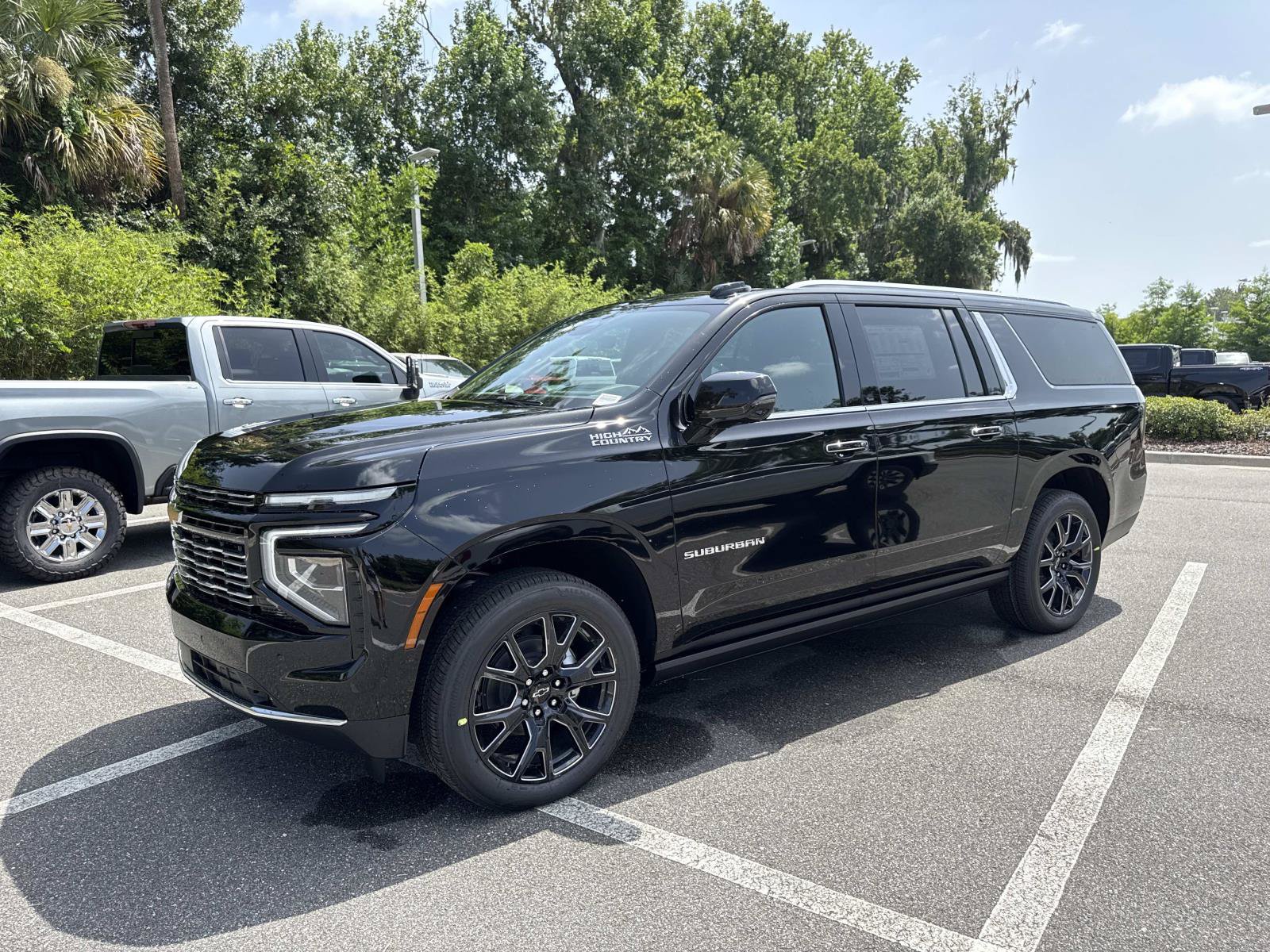 New 2026 Chevrolet Suburban High Country AWD/4WD image 7
