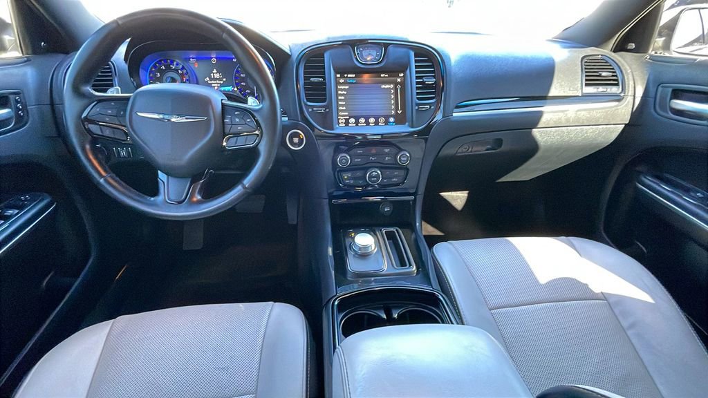 Used 2018 Chrysler 300 S w/ 300S Premium Group 2 image 17