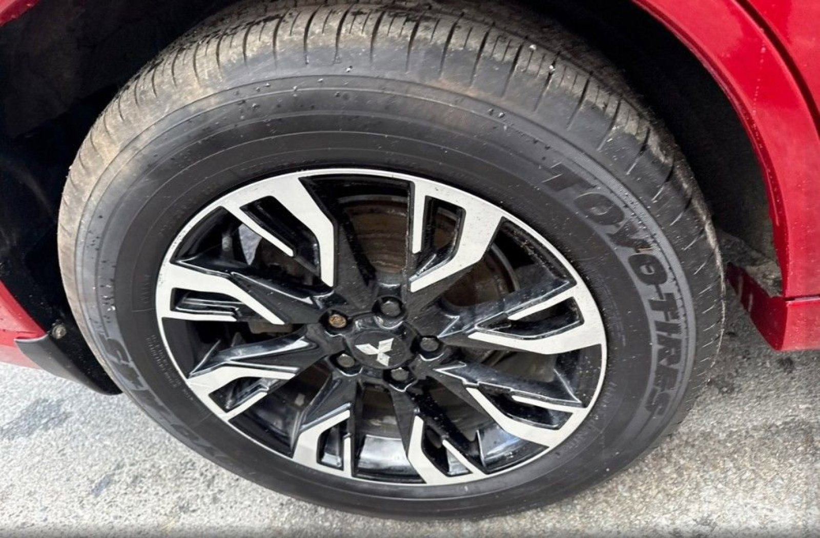 Used 2018 Mitsubishi Outlander SEL image 12