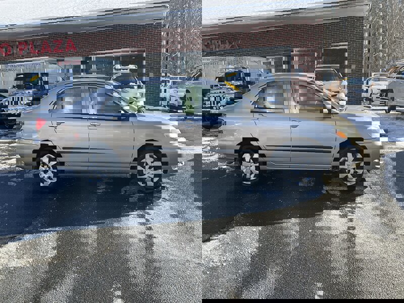 Used 2005 Toyota Corolla CE image 4