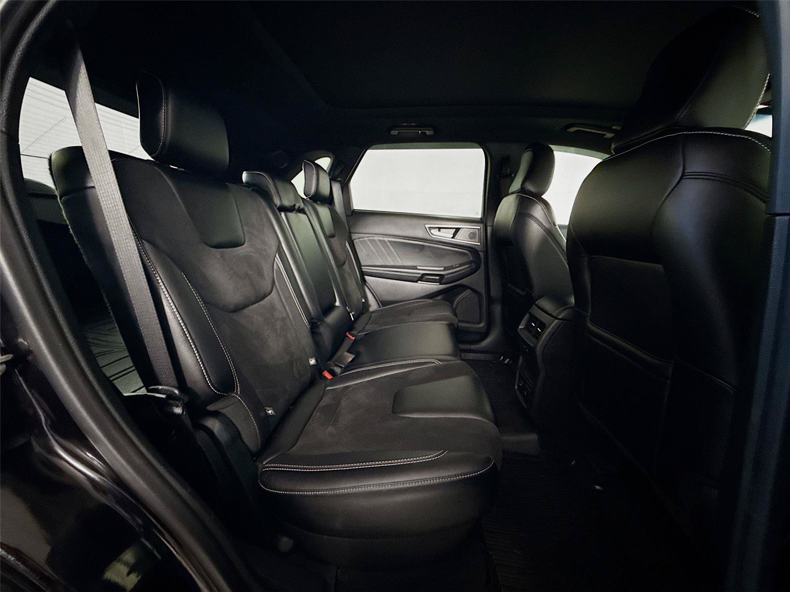 Used 2022 Ford Edge ST w/ Equipment Group 401A AWD/4WD image 30