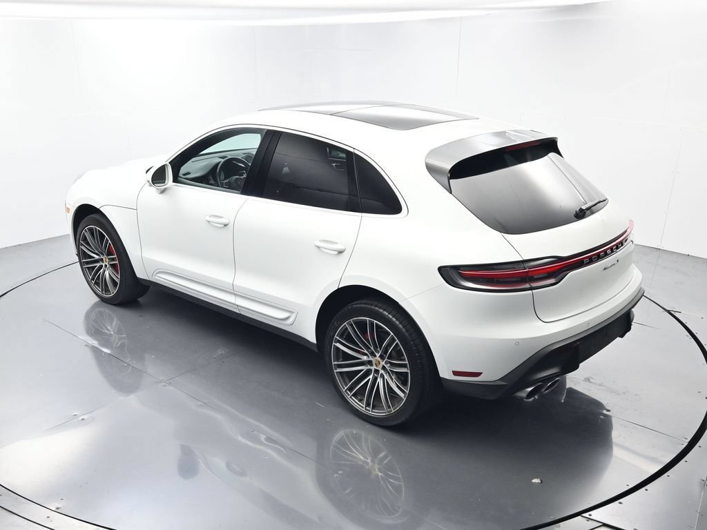 Certified 2024 Porsche Macan S AWD/4WD image 35