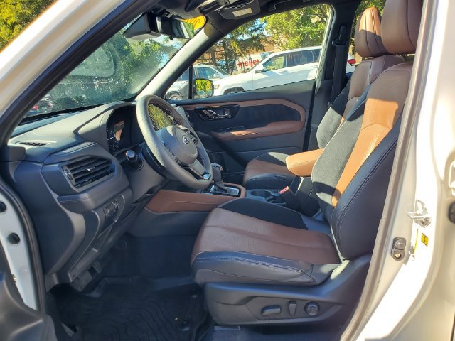 Used 2025 Subaru Forester Touring AWD/4WD image 19