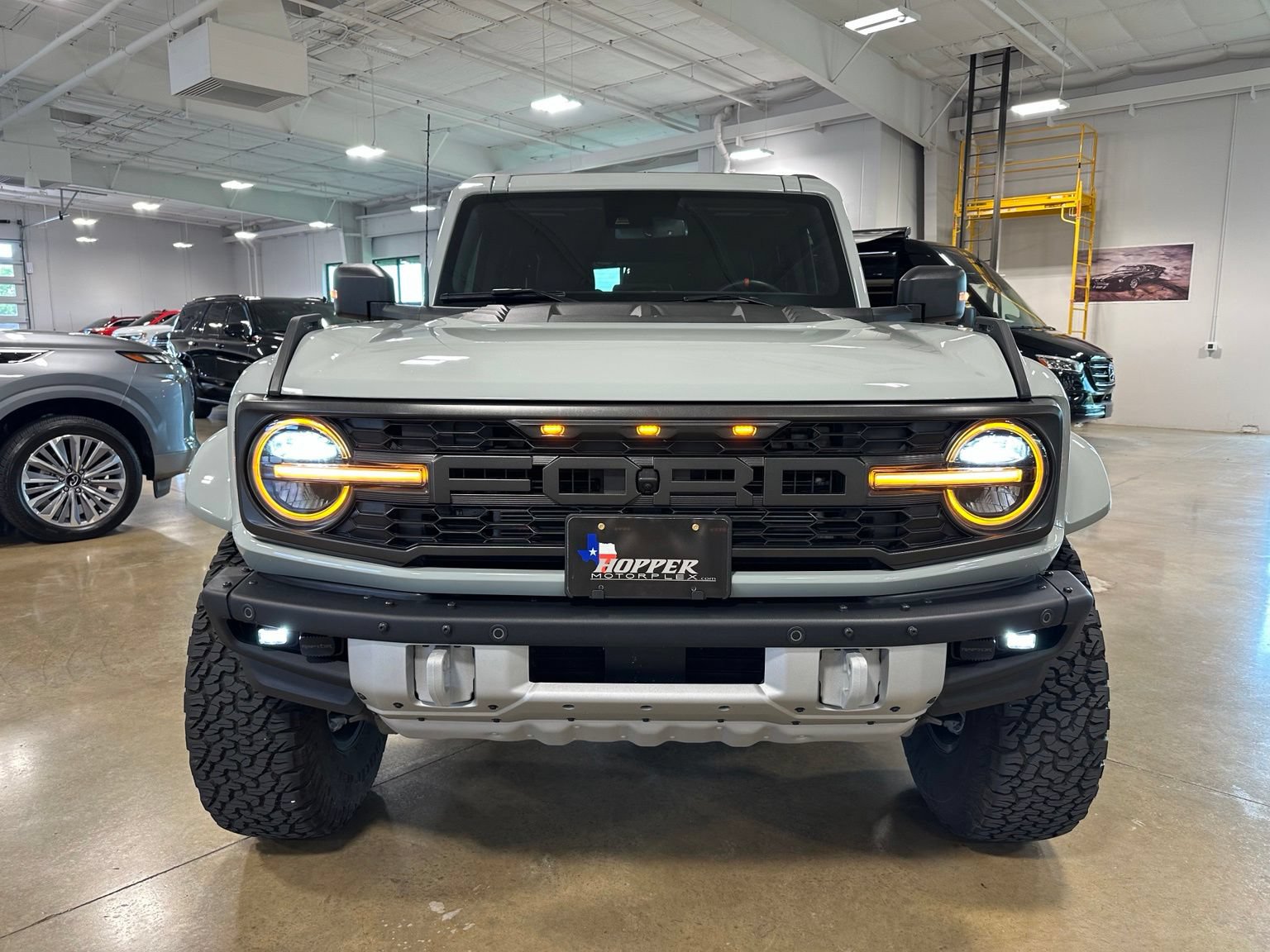 Used 2024 Ford Bronco Raptor AWD/4WD image 2