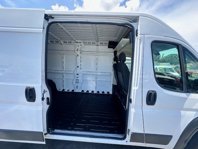 Used 2017 RAM ProMaster 2500 FWD image 10