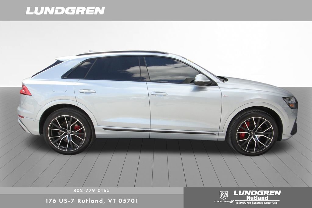 Used 2023 Audi Q8 Premium Plus w/ Premium Plus Package AWD/4WD image 3