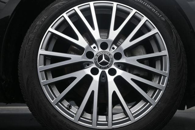 Used 2025 Mercedes-Benz CLA 250 image 9