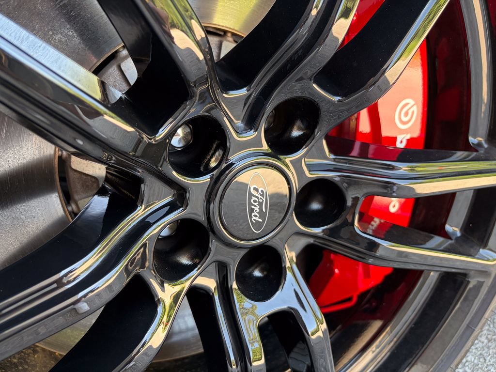 Used 2021 Ford Mustang Shelby GT500 w/ Technology Package RWD image 60