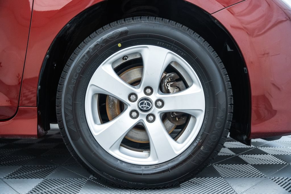 Used 2020 Toyota Sienna LE w/ LE Preferred Package FWD image 18