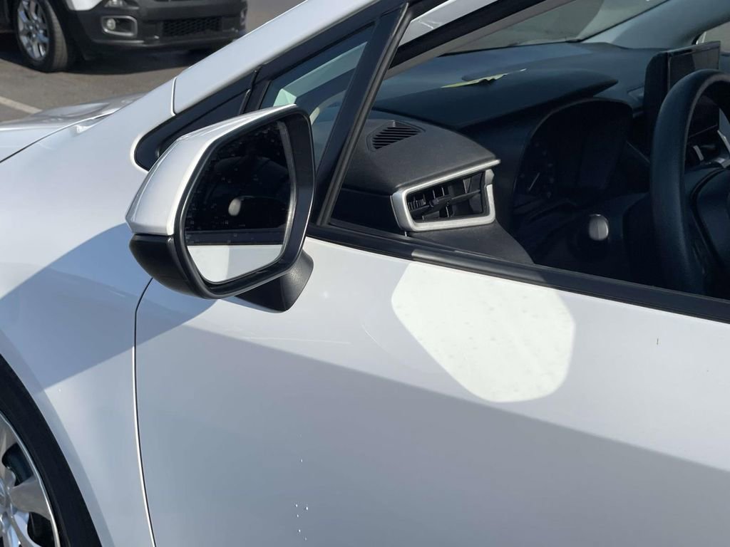 Used 2024 Toyota Corolla LE FWD image 30