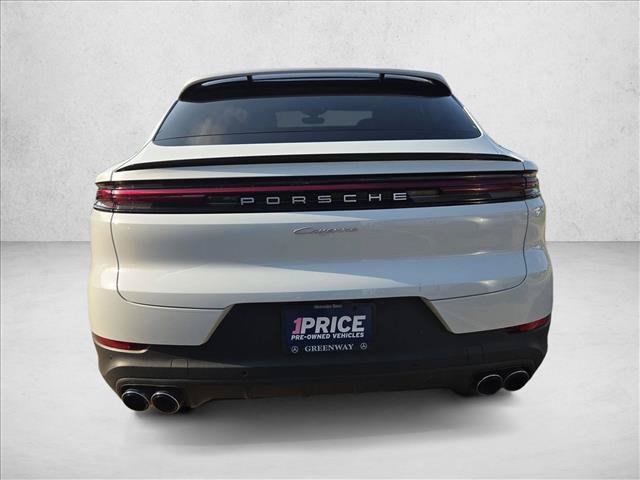 Used 2024 Porsche Cayenne Coupe AWD/4WD image 7