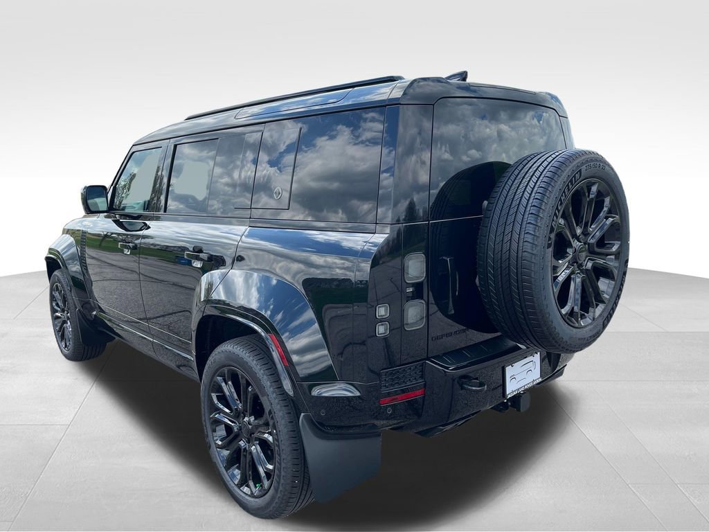New 2026 Land Rover Defender 110 OCTA AWD/4WD video 3