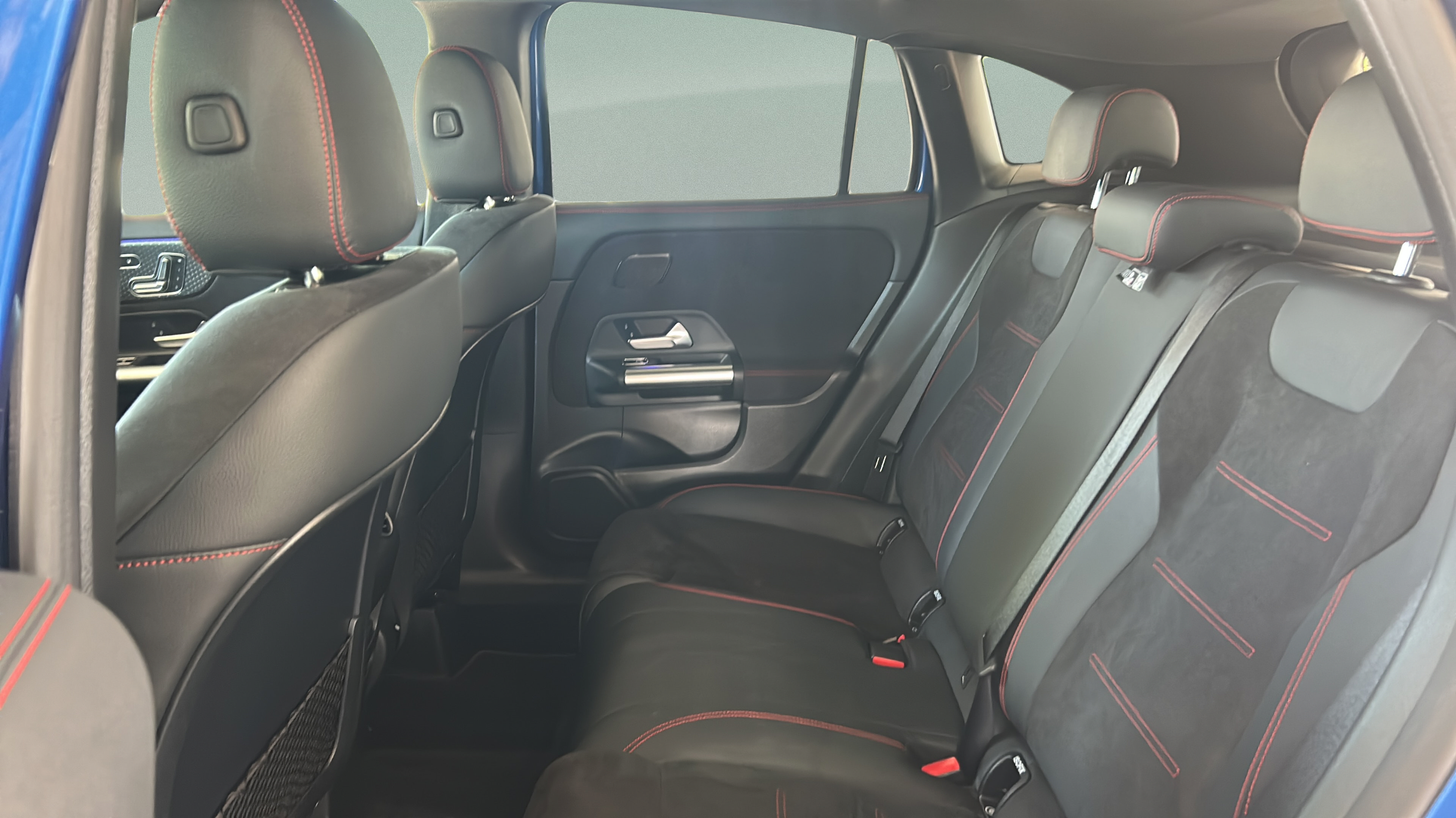 Used 2025 Mercedes-Benz GLA 250 image 16