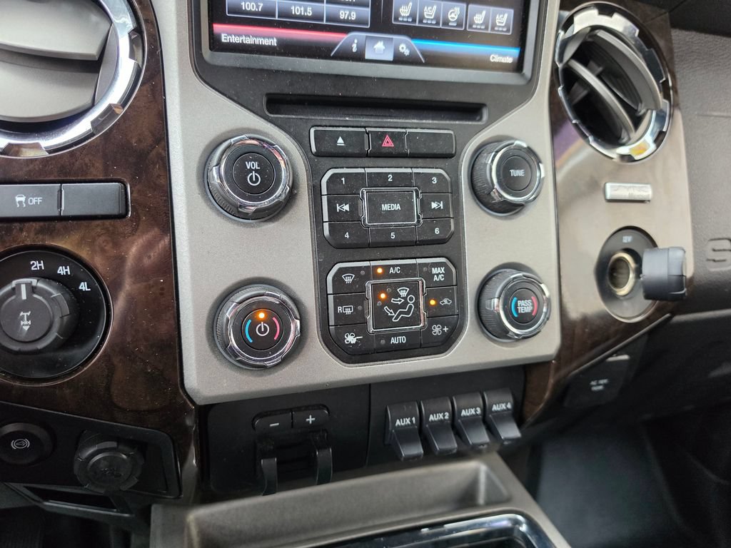 Used 2015 Ford F250 Platinum AWD/4WD image 26