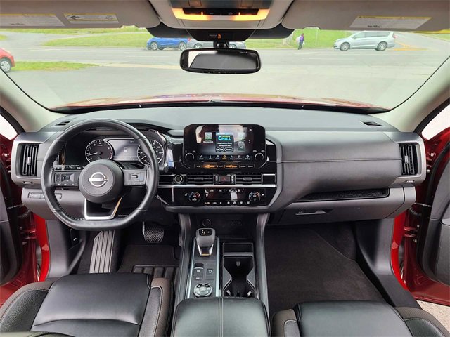 Used 2022 Nissan Pathfinder SL w/ SL Black Package image 12