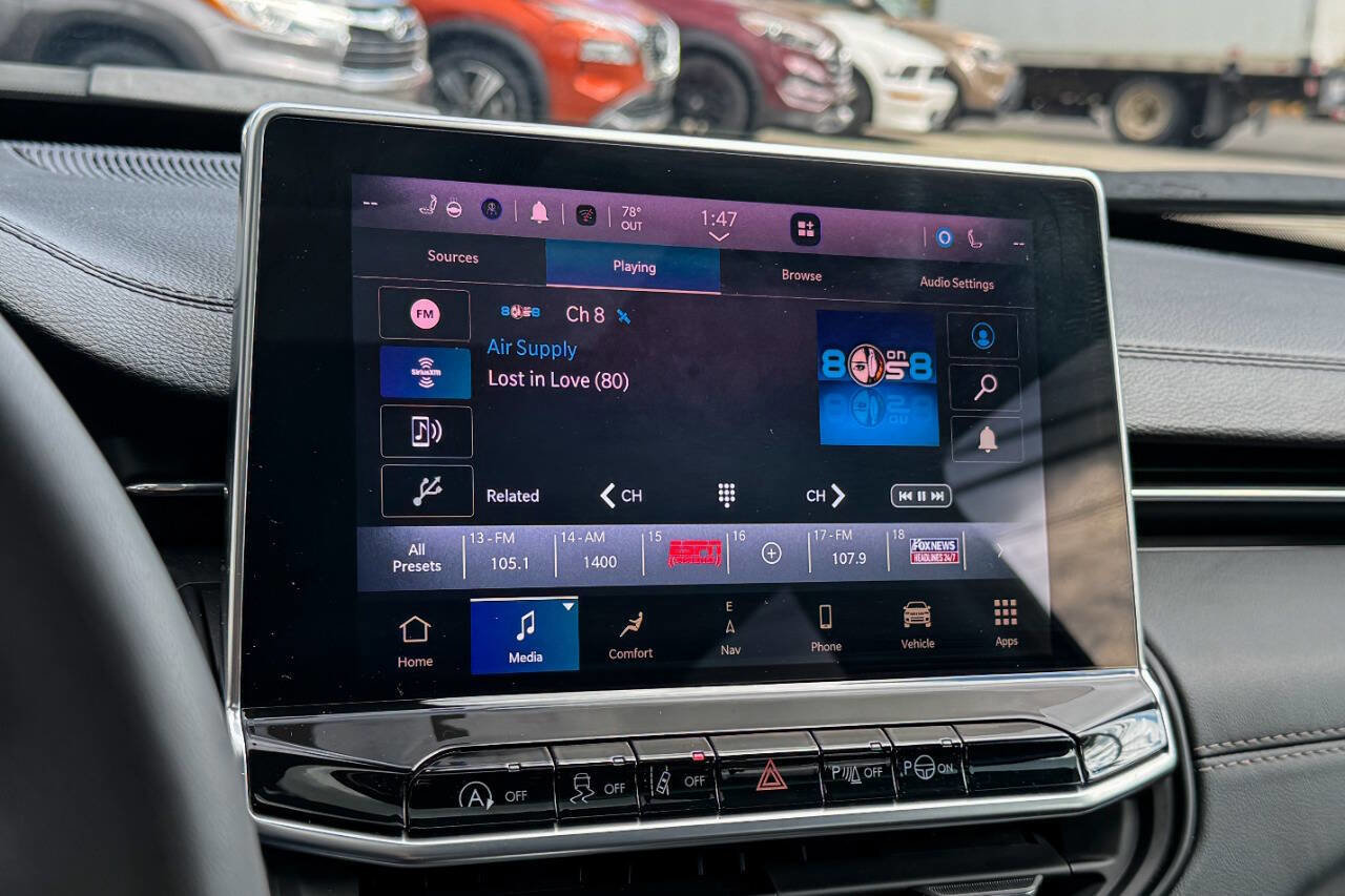 Used 2024 Jeep Compass Limited w/ Sun and Sound Group image 23