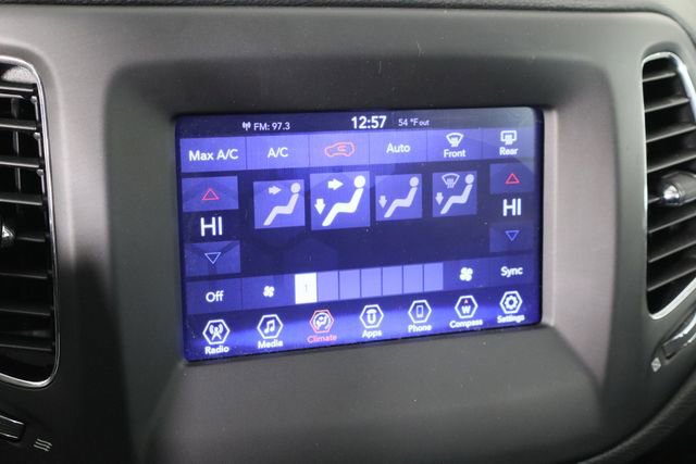 Used 2019 Jeep Compass Latitude w/ Popular Equipment Group FWD image 32