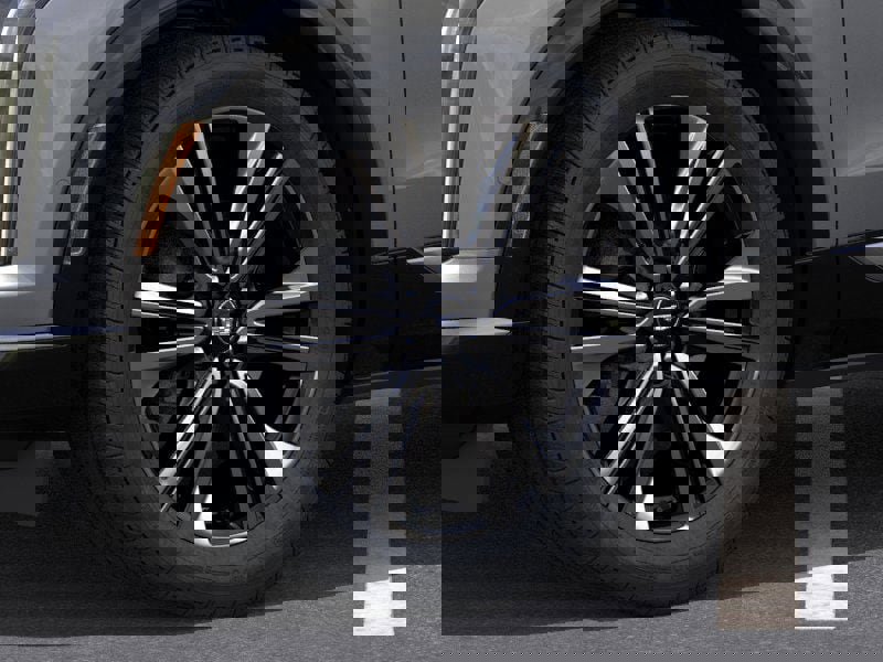 New 2026 Cadillac Optiq Luxury 2 image 30