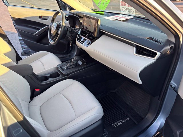 Used 2026 Toyota Corolla Cross L AWD/4WD image 23