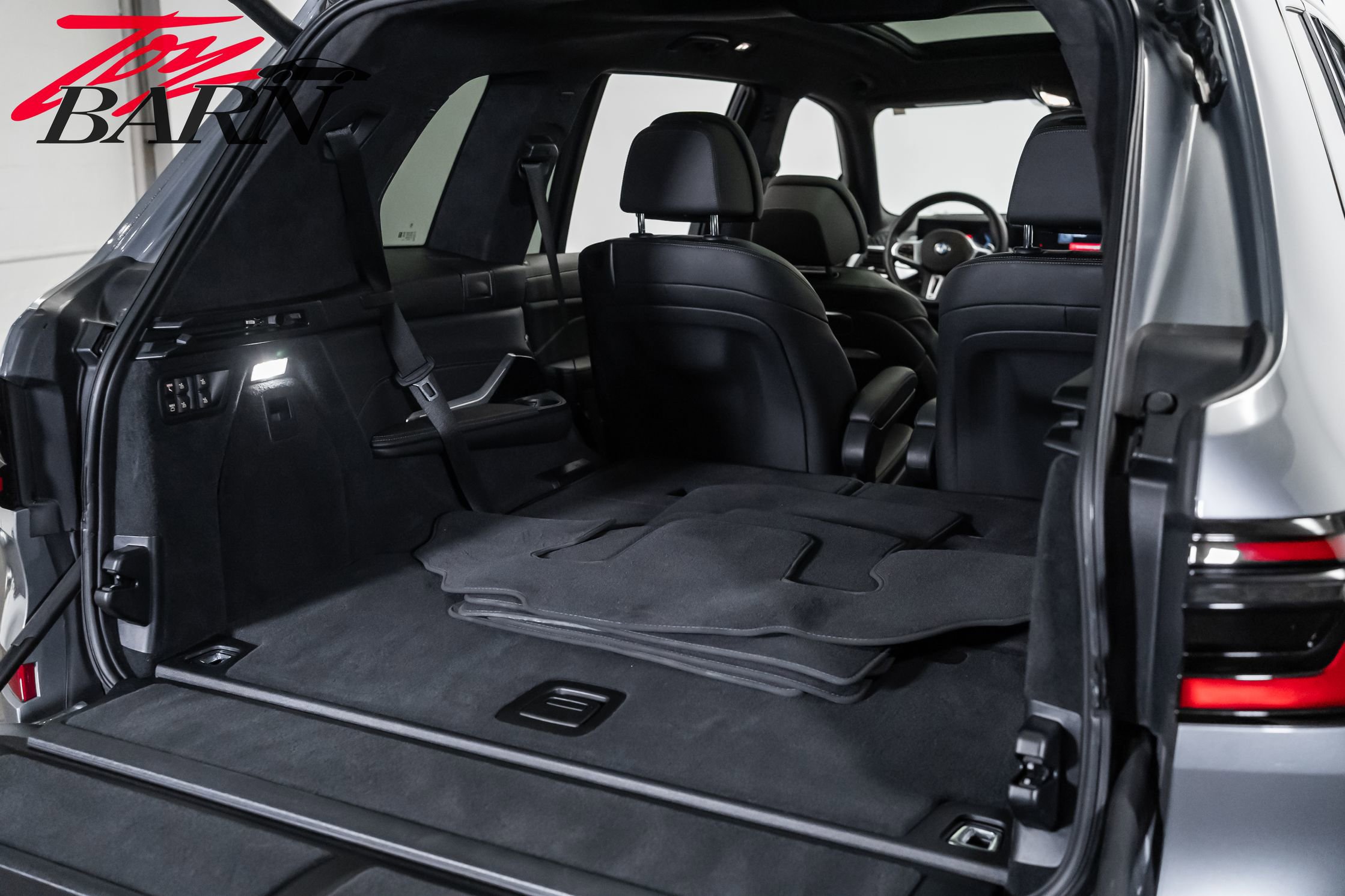 Used 2024 BMW X7 M60i image 51