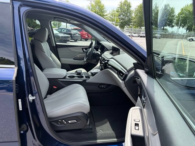 Used 2024 Acura MDX SH-AWD w/ Technology Package image 30