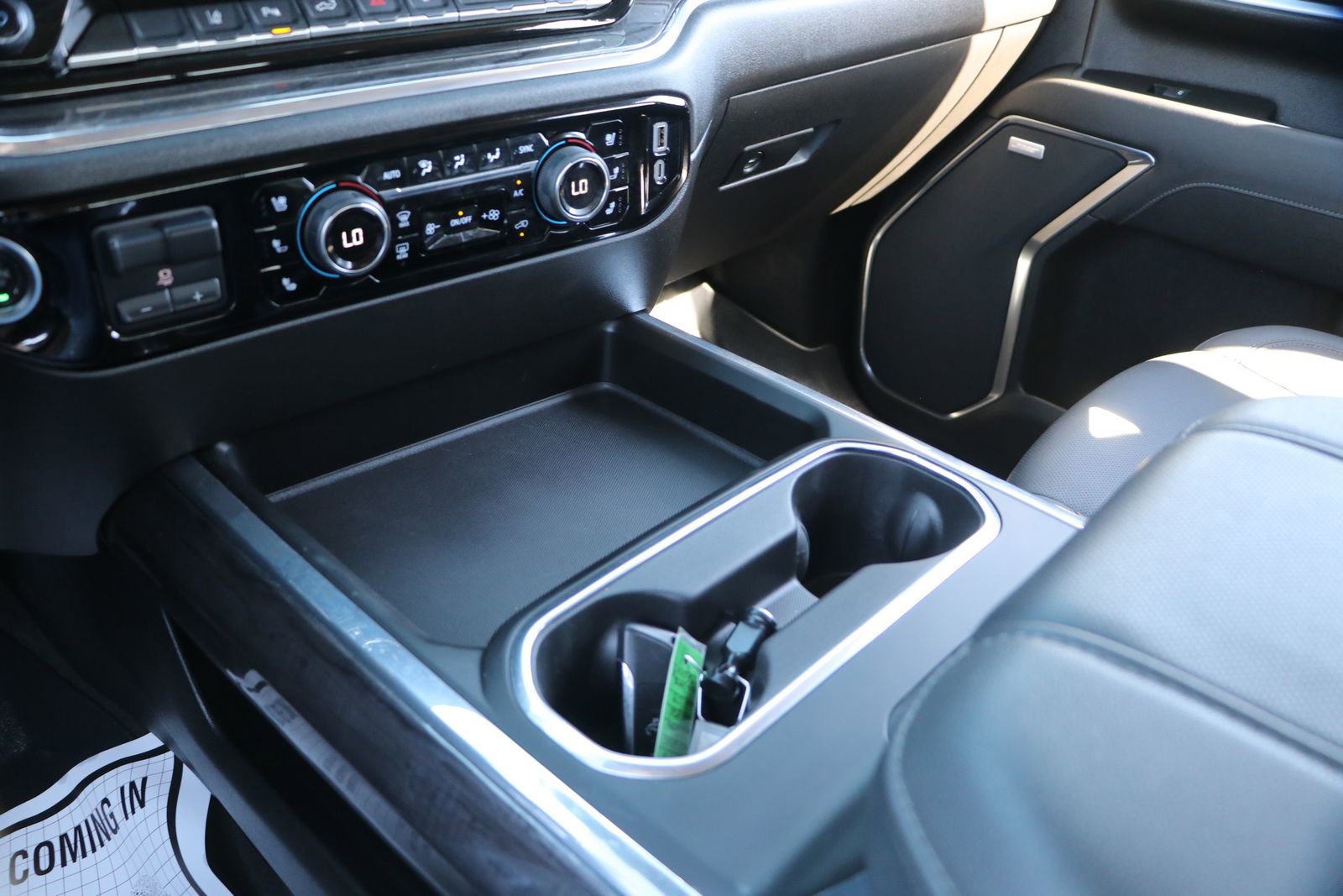 Used 2025 Chevrolet Silverado 2500 LTZ w/ LTZ Premium Package image 26