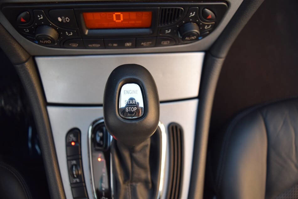 Used 2003 Mercedes-Benz CLK 55 AMG Coupe image 62