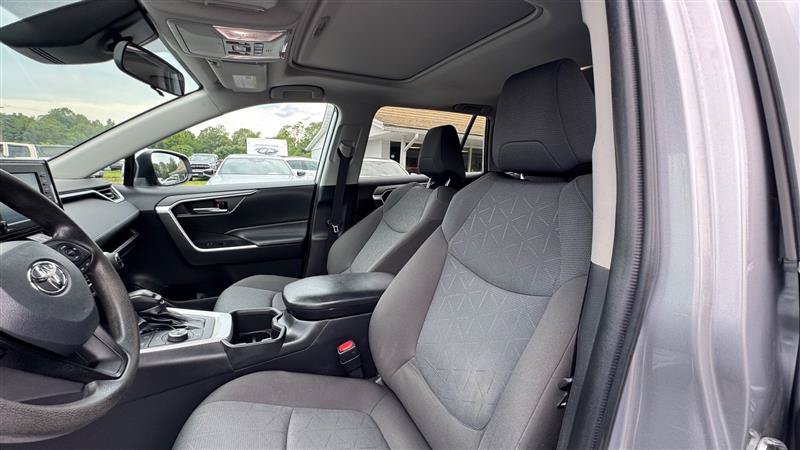 Used 2022 Toyota RAV4 XLE w/ Convenience Package AWD/4WD image 36