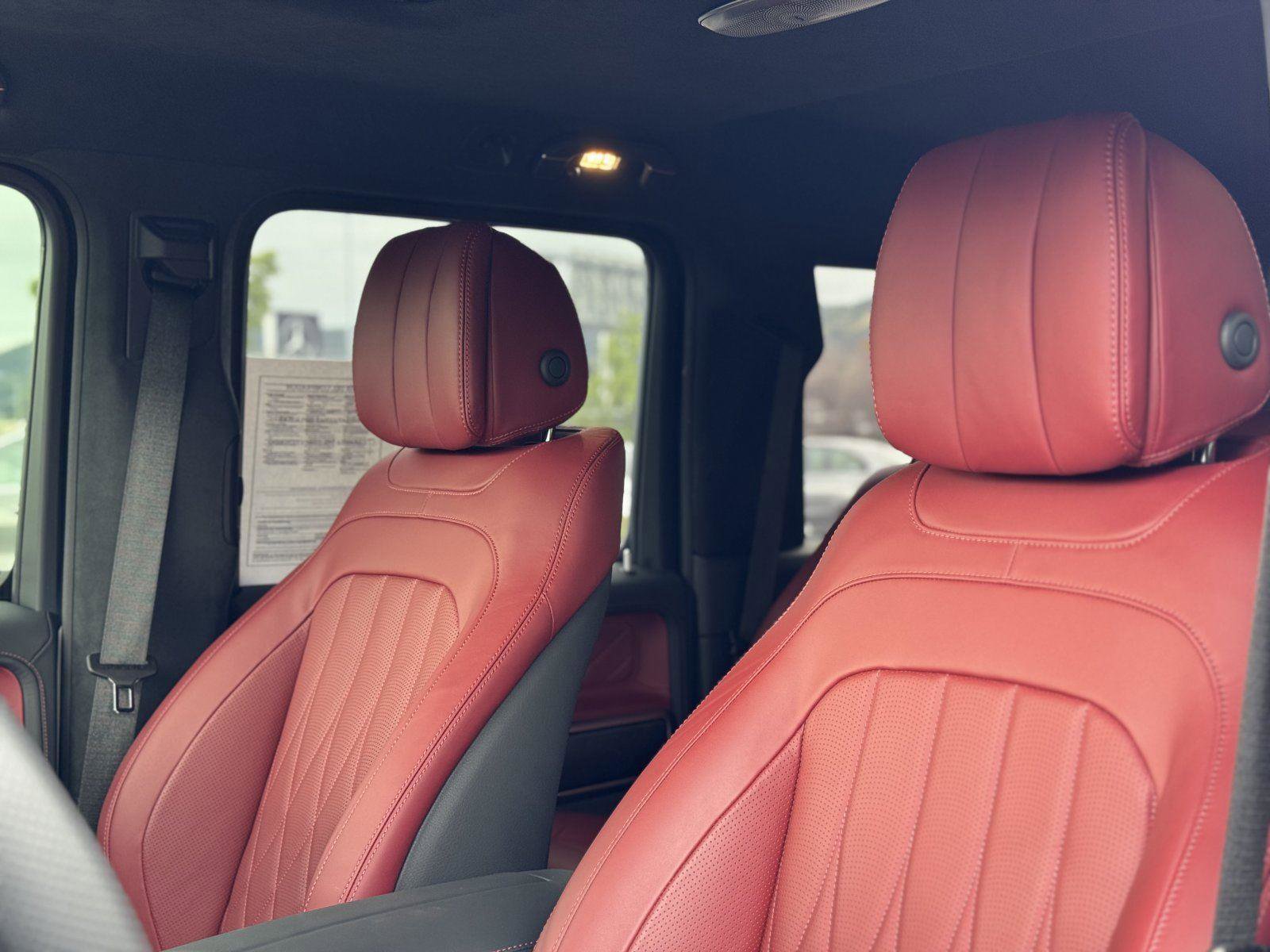 Used 2025 Mercedes-Benz G 580 w/ EQ Technology image 41
