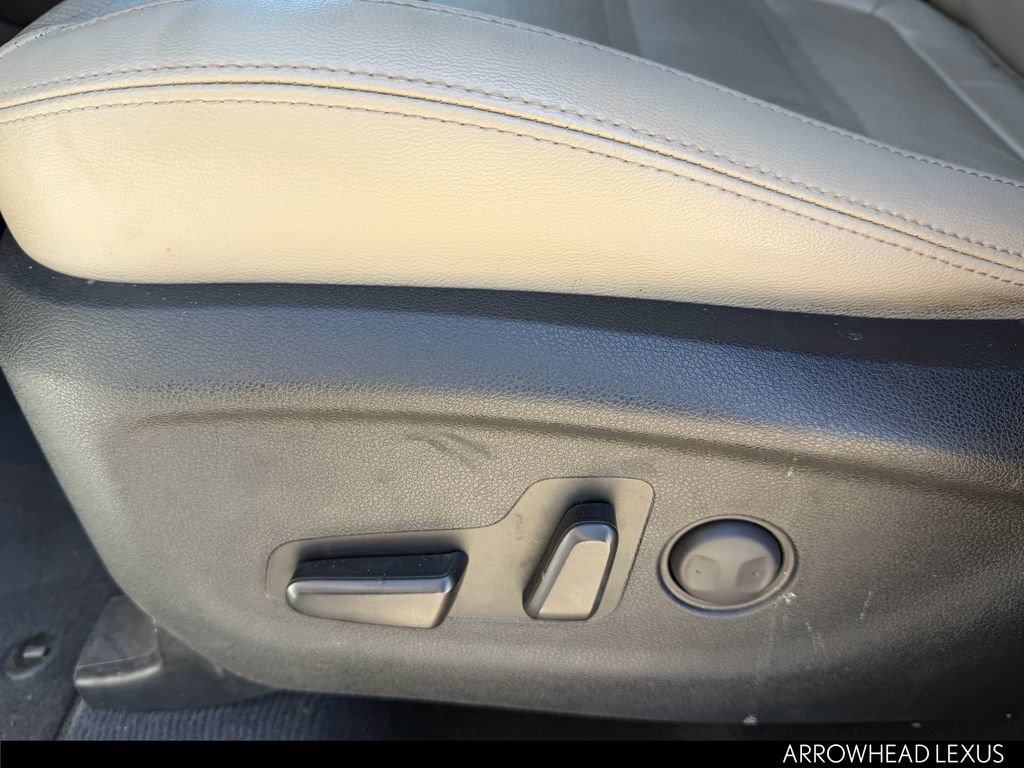 Used 2017 Kia Sorento EX image 21