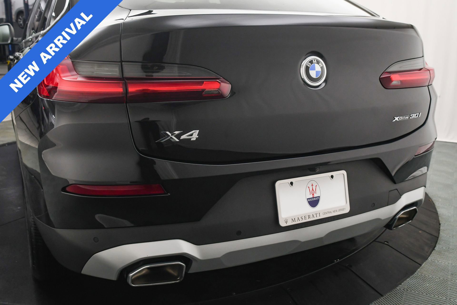 Used 2023 BMW X4 xDrive30i w/ Convenience Package image 22