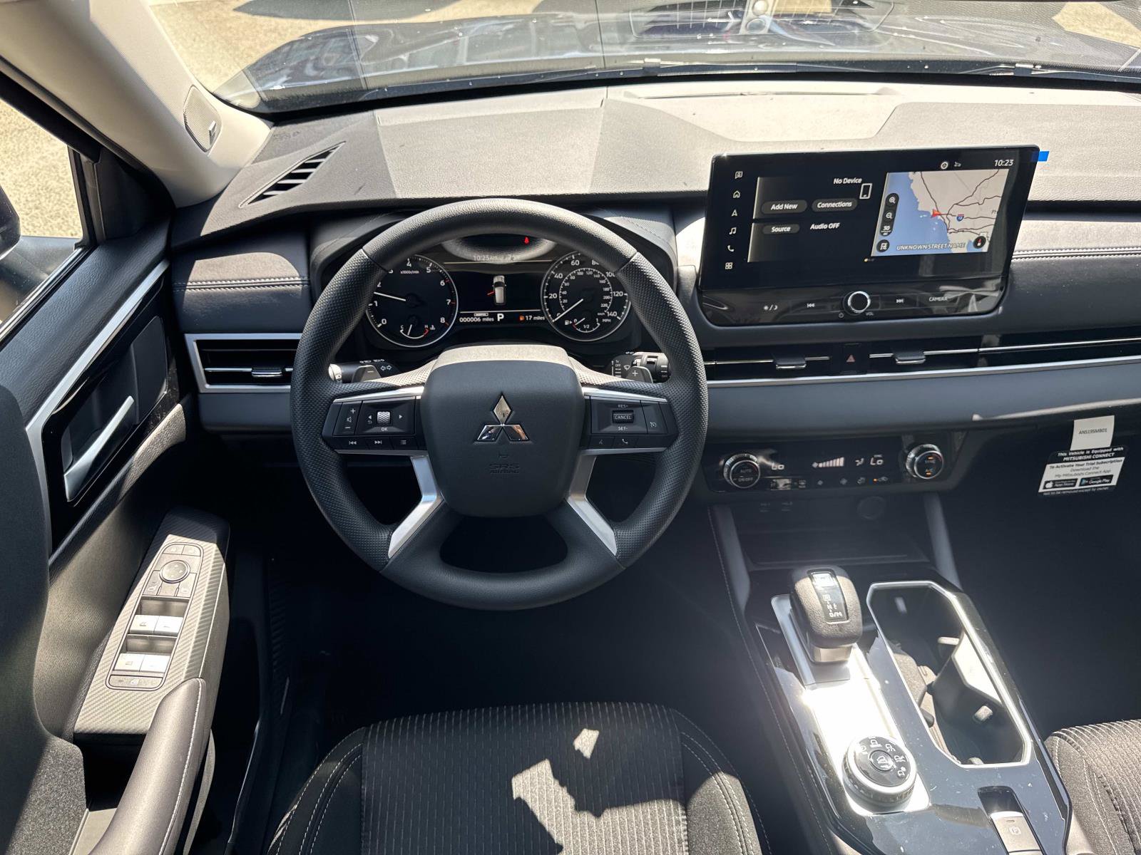 New 2026 Mitsubishi Outlander ES FWD image 8