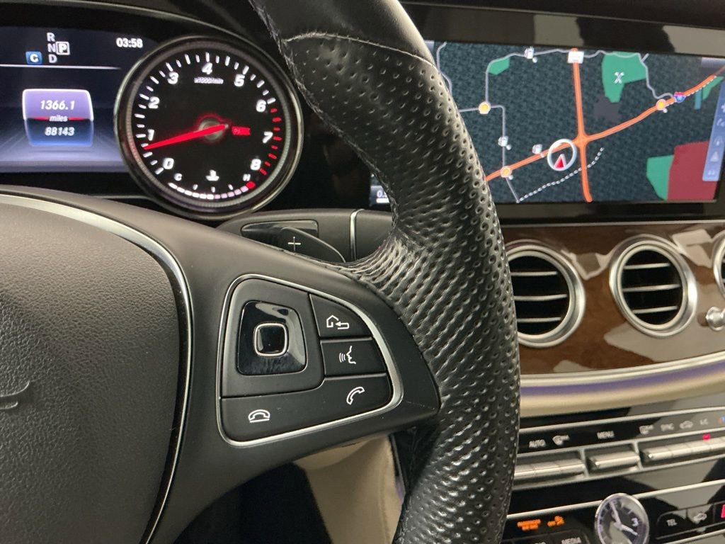 Used 2017 Mercedes-Benz E 300 image 13