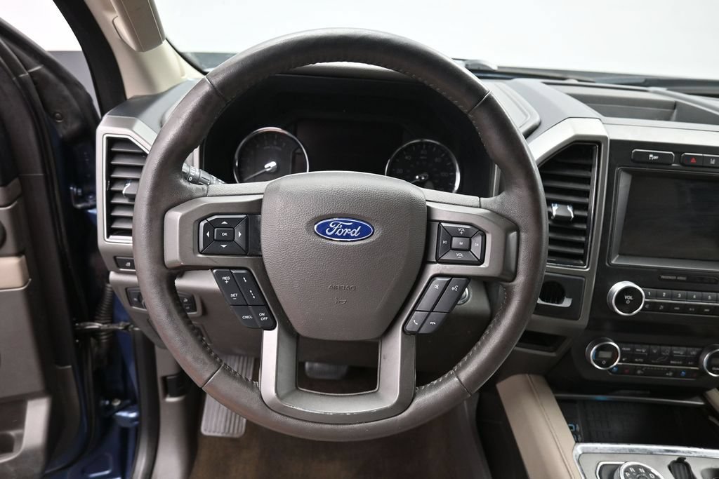 Used 2019 Ford Expedition XLT w/ Equipment Group 202A RWD image 18