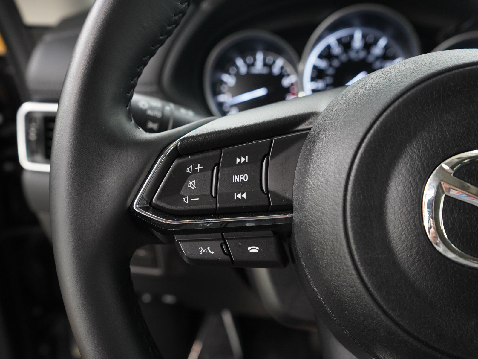 Used 2022 MAZDA CX-5 AWD 2.5 S w/ Select Package image 17