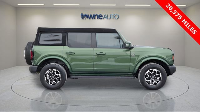 Used 2023 Ford Bronco Outer Banks AWD/4WD image 6