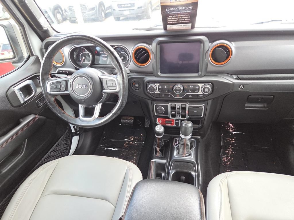 Used 2022 Jeep Gladiator Mojave w/ Cold Weather Group AWD/4WD image 21