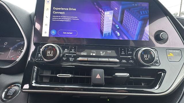 Used 2023 Toyota Highlander Limited image 20