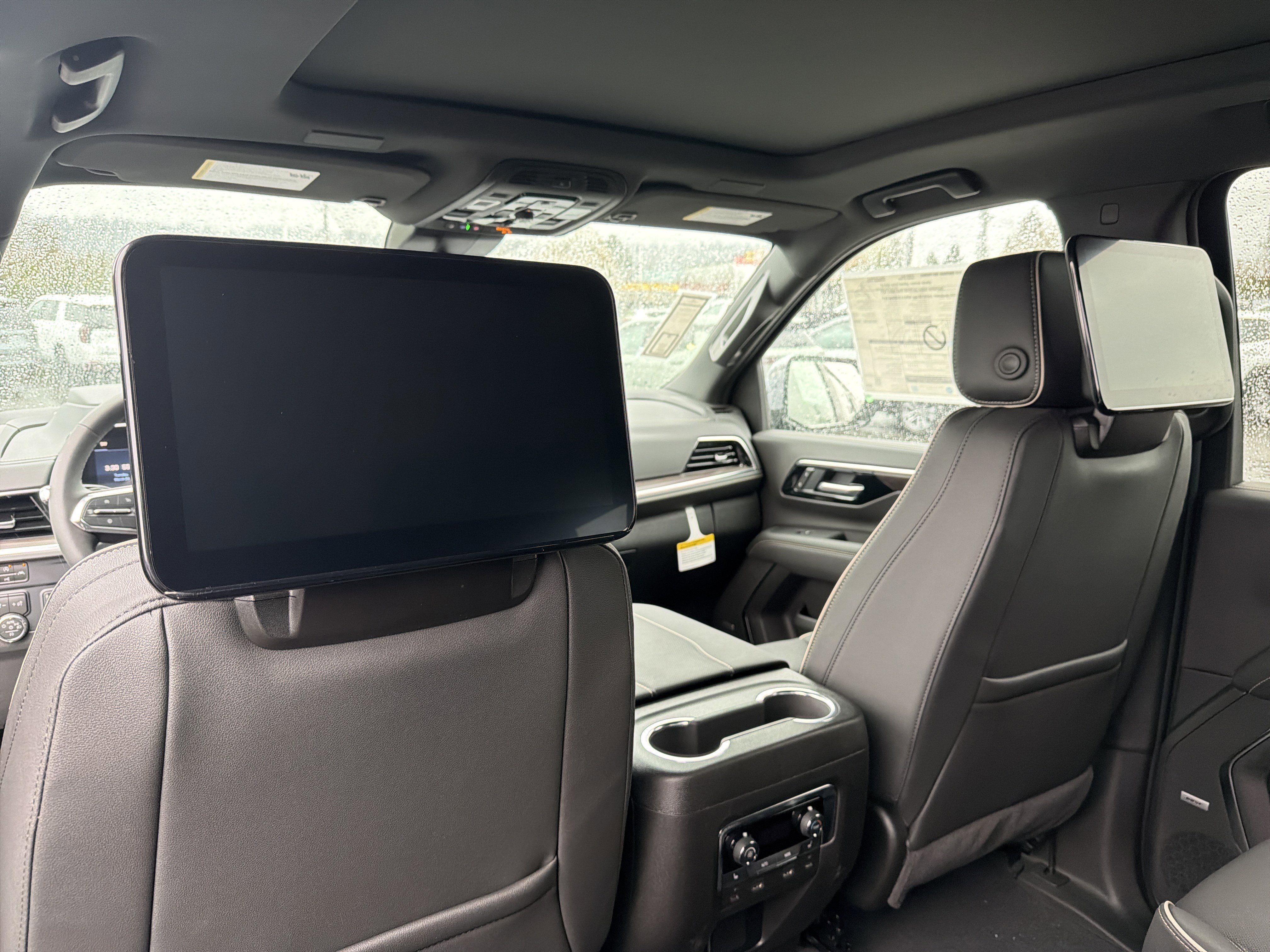 New 2026 Chevrolet Suburban Premier image 13