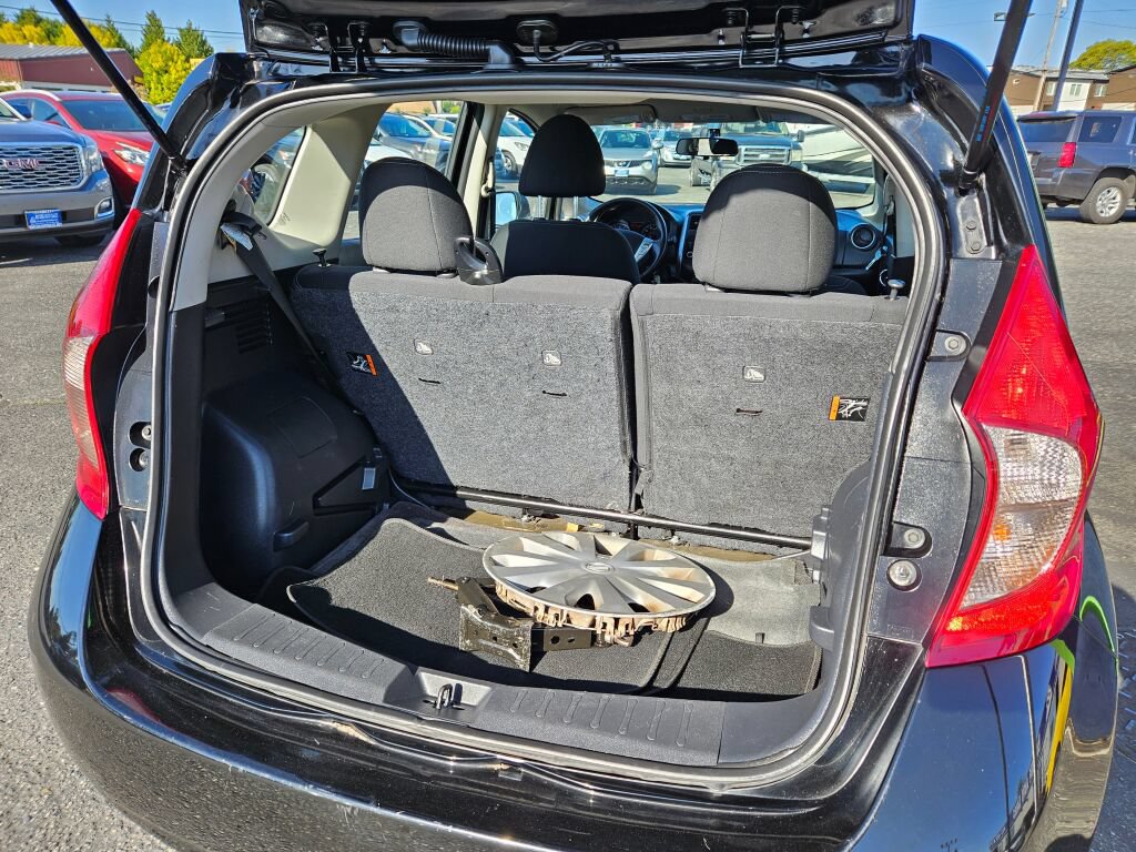 Used 2014 Nissan Versa Note SV FWD image 10