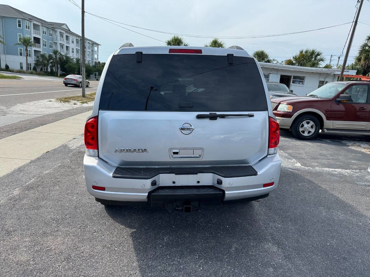 Used 2012 Nissan Armada SV w/ Driver Pkg image 7