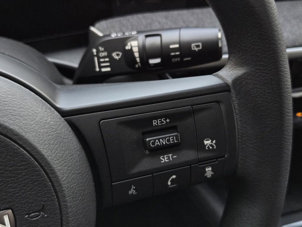 New 2026 Nissan Kicks SV image 25