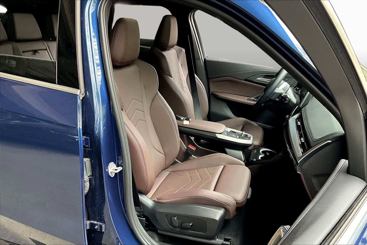 Certified 2025 BMW X1 xDrive28i AWD/4WD image 8