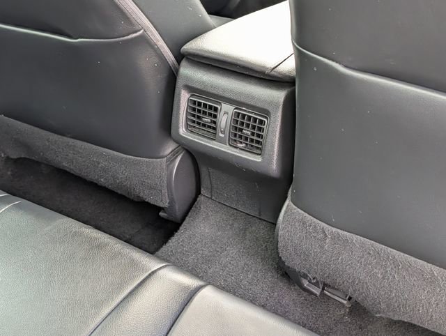 Used 2020 Toyota Camry XSE FWD image 32