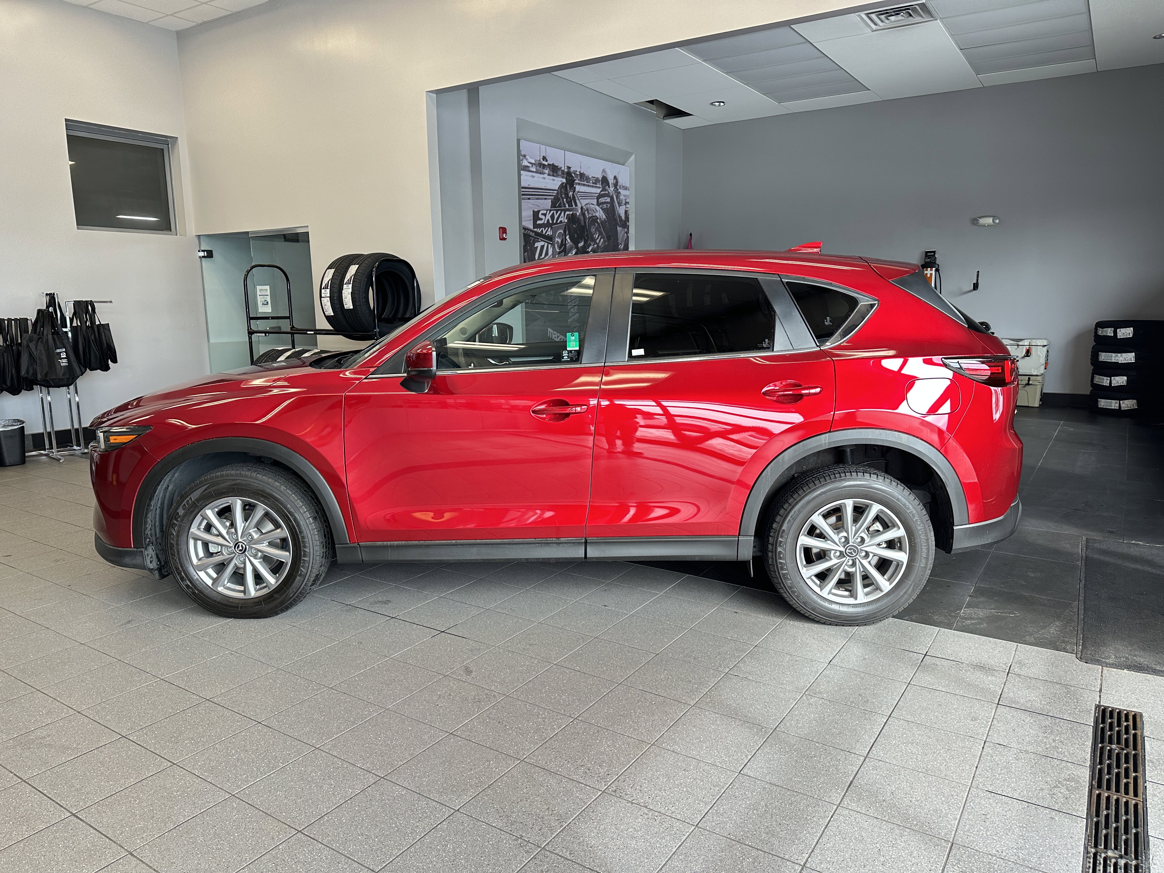 Certified 2023 MAZDA CX-5 AWD 2.5 S w/ Preferred Package image 3