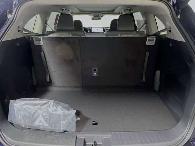 New 2026 Toyota Highlander Platinum image 31