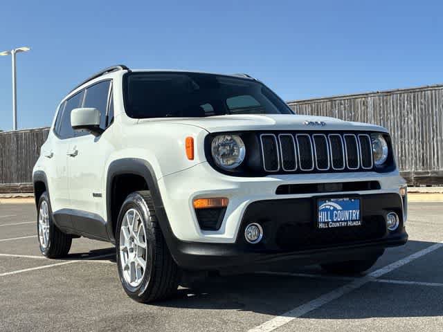 Used 2019 Jeep Renegade Latitude w/ Cold Weather Group AWD/4WD image 10