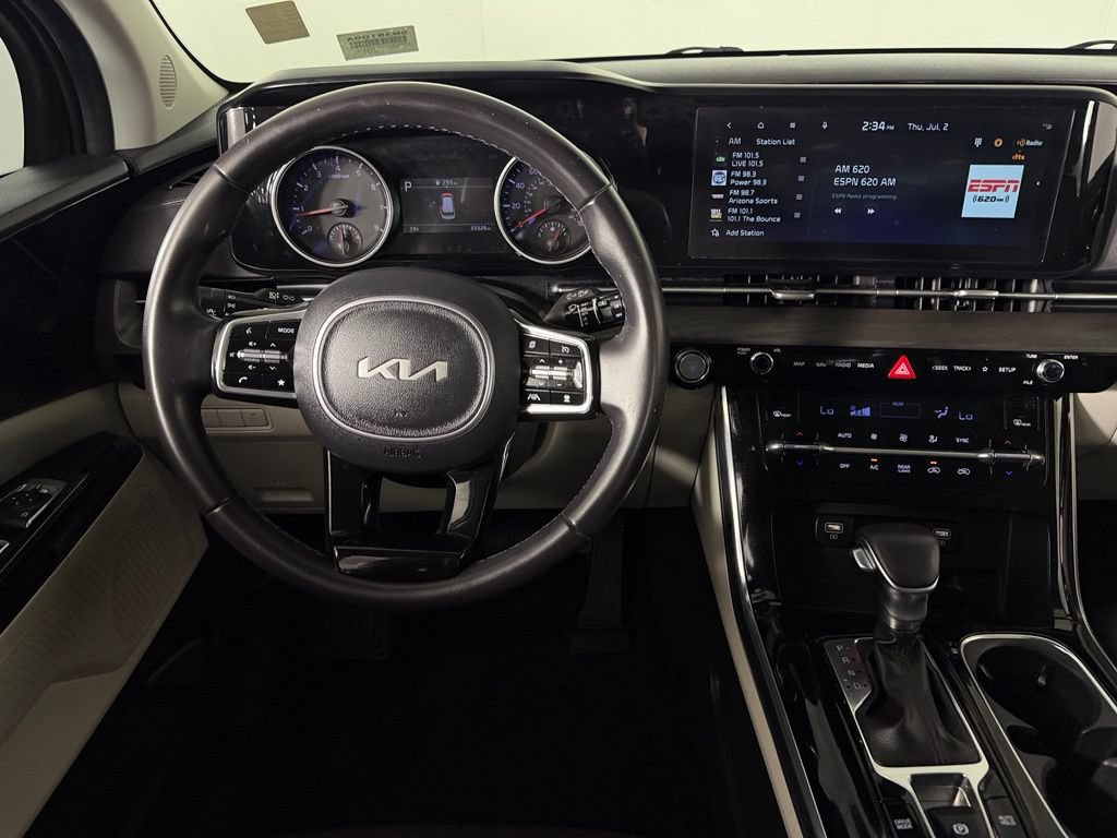 Used 2024 Kia Carnival EX FWD image 14